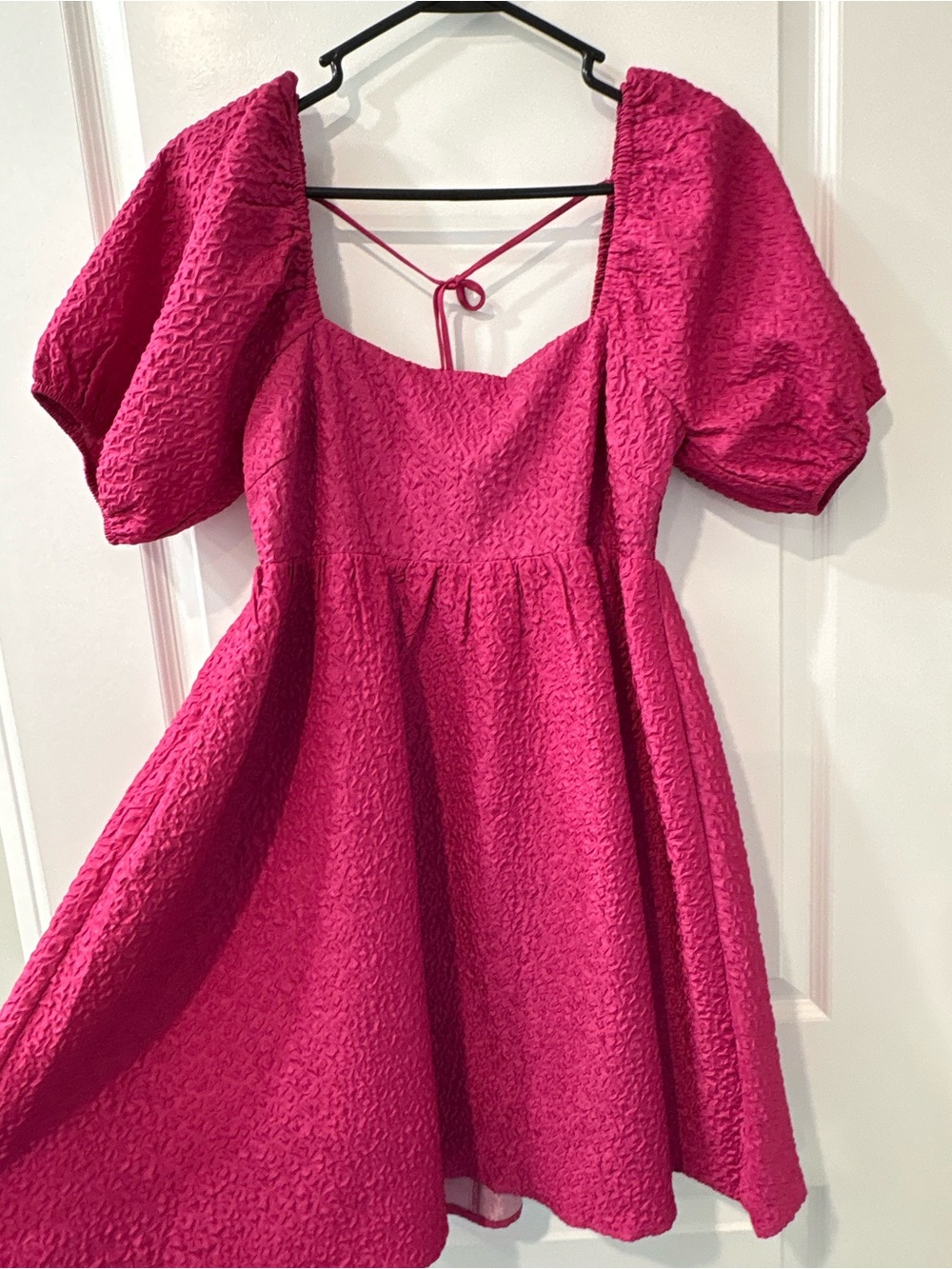 Lucy Paris Hot Pink Textured Puff-Sleeve Midi Dress - Picture 2 of 5